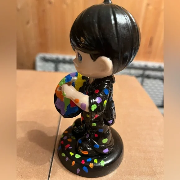 Gothic Cuties Precious Moments Handpainted Paint a Rainbow Boy - Picture 2 of 6